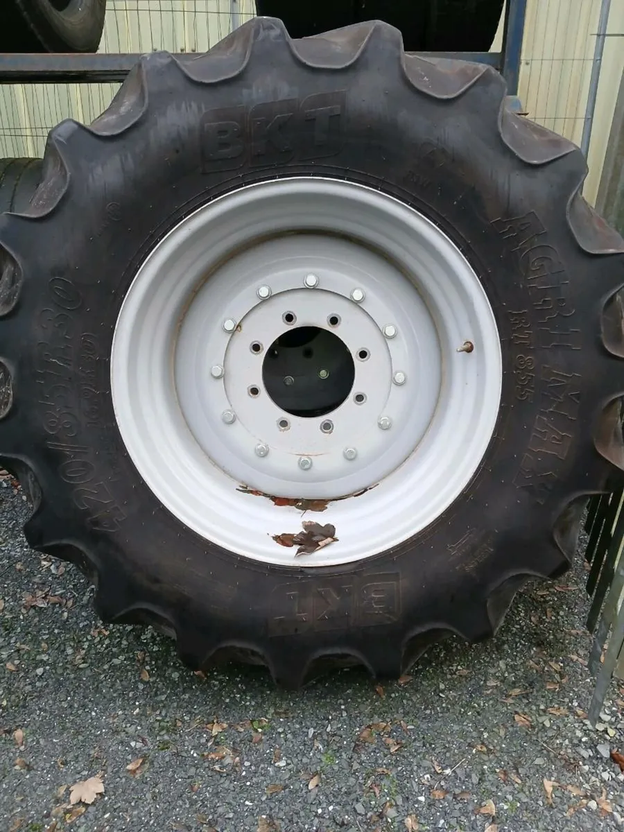 Tractor tyres - Image 2