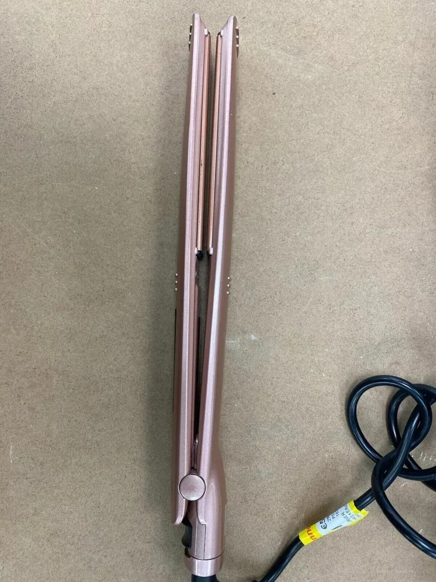 Gama Elegance Keration Hair Straightener - Image 1