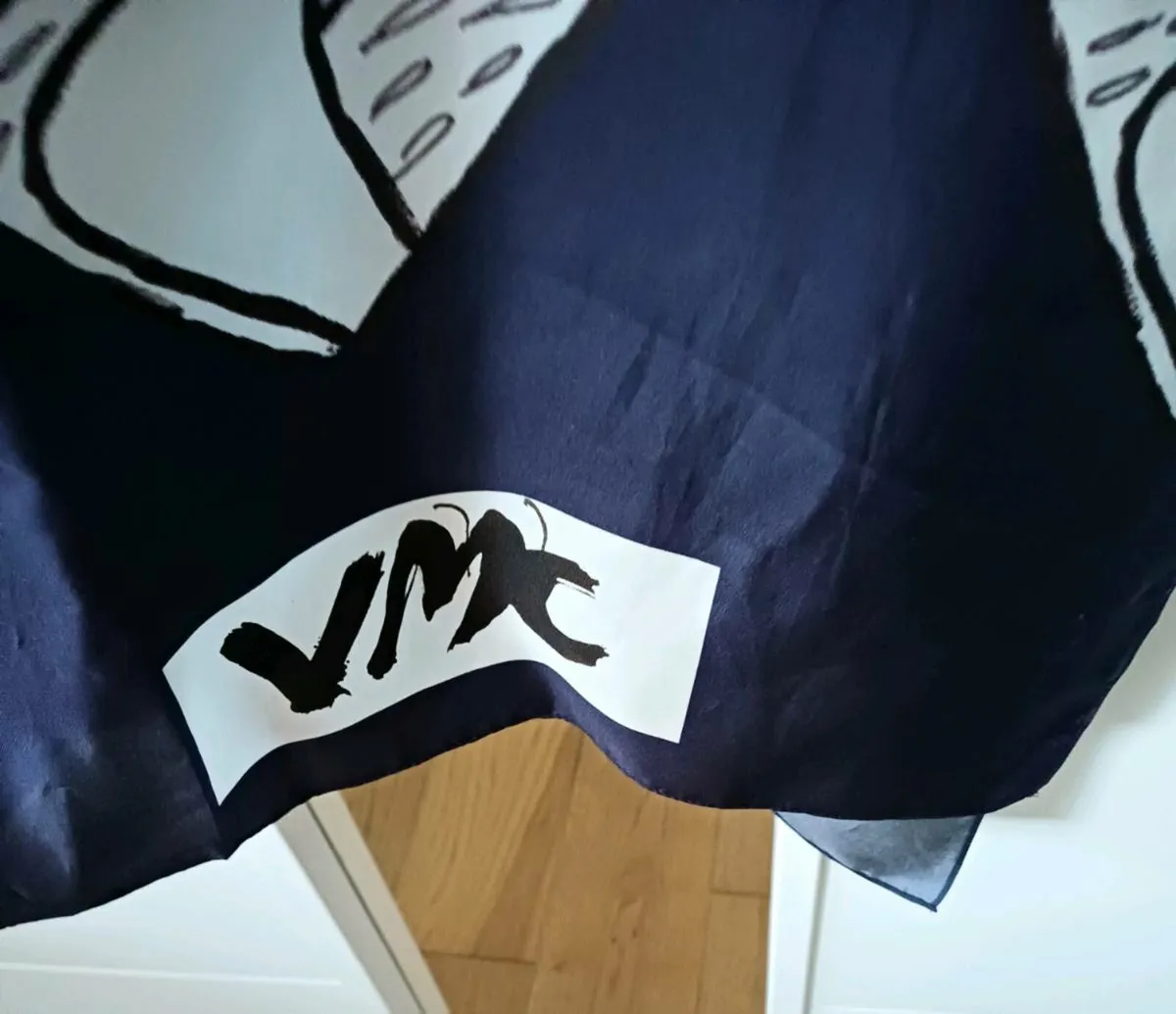 Silk scarf - Image 2