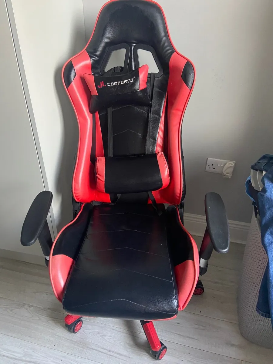 Gaming Chair - Image 1