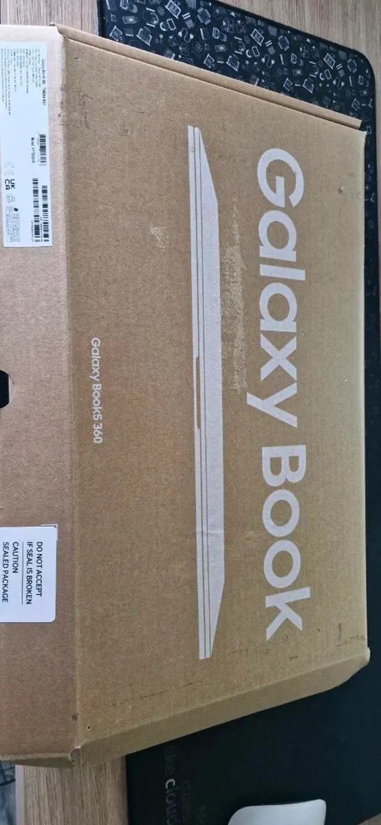 Samsung Galaxy Book5 360 Laptop - Image 2