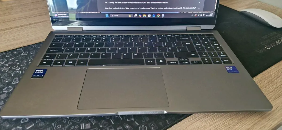 Samsung Galaxy Book5 360 Laptop - Image 4