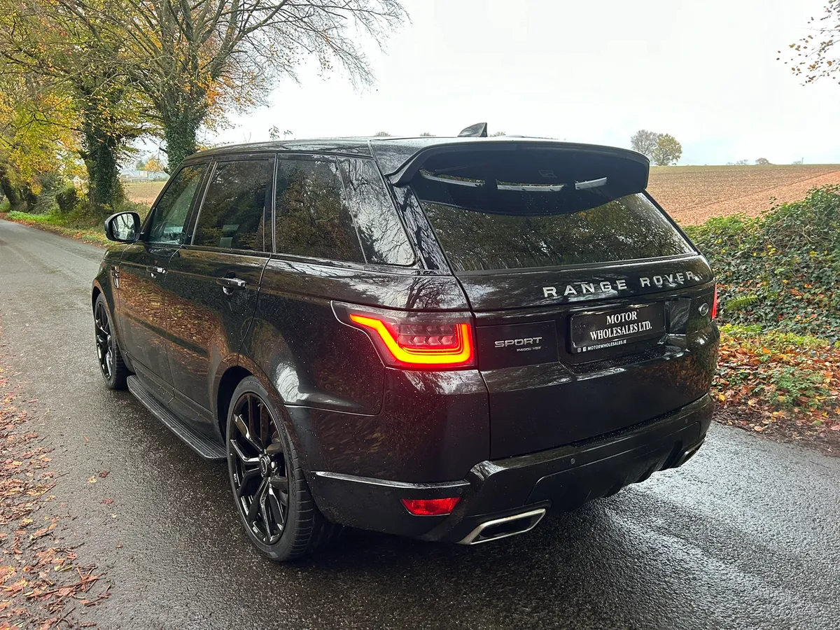 192 RANGE ROVER SPORT P400HSE LOW KMS - Image 3