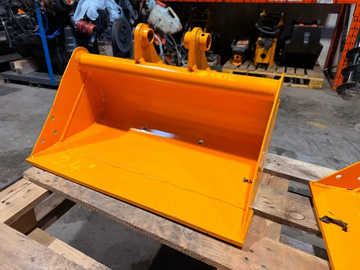 24" DIGGING BUCKET 30MM.....002 - Image 2