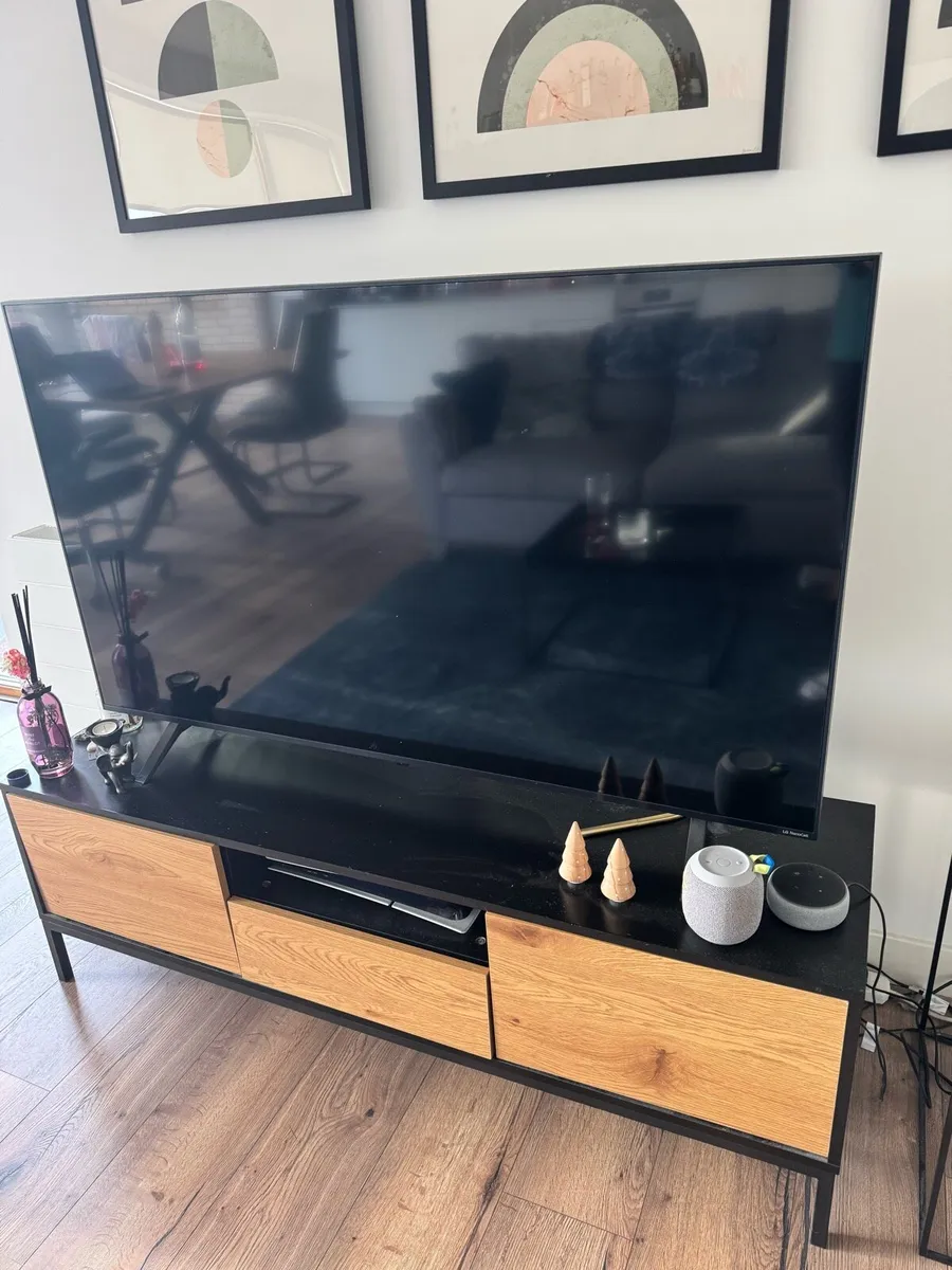55 inch LG 4K Smart TV - Image 2