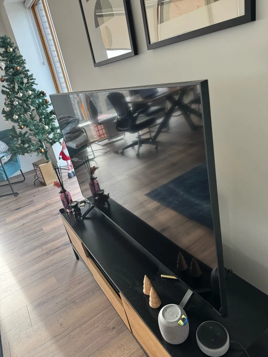 55 inch LG 4K Smart TV - Image 3