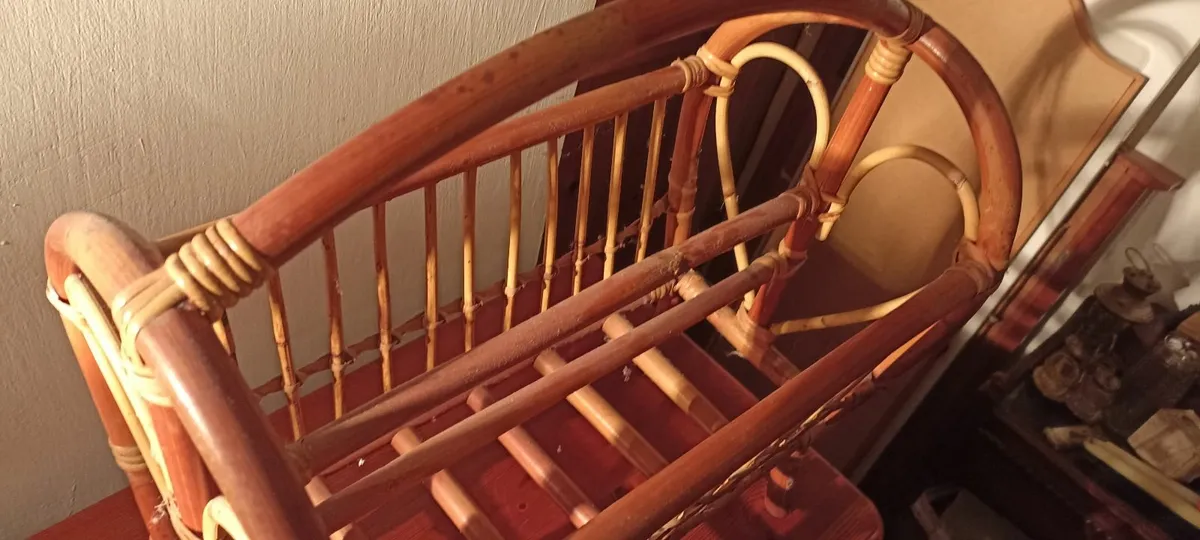 Cane Magazine Rack - Image 4