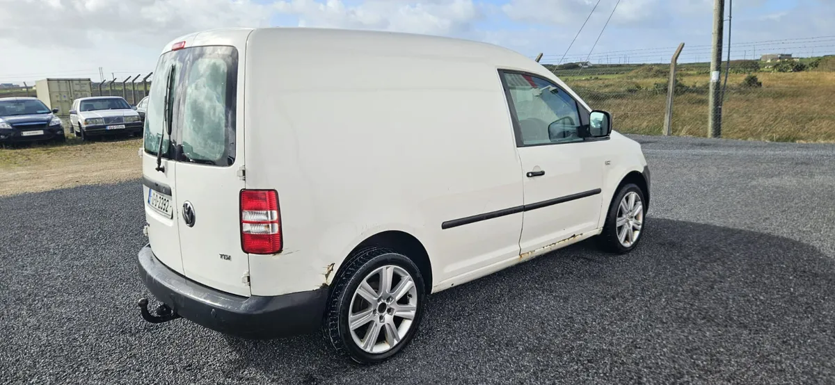 Volkswagen Caddy 2012 - Image 4