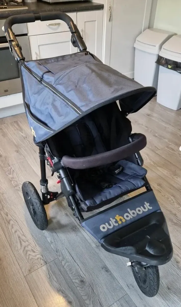 Out n About single buggy