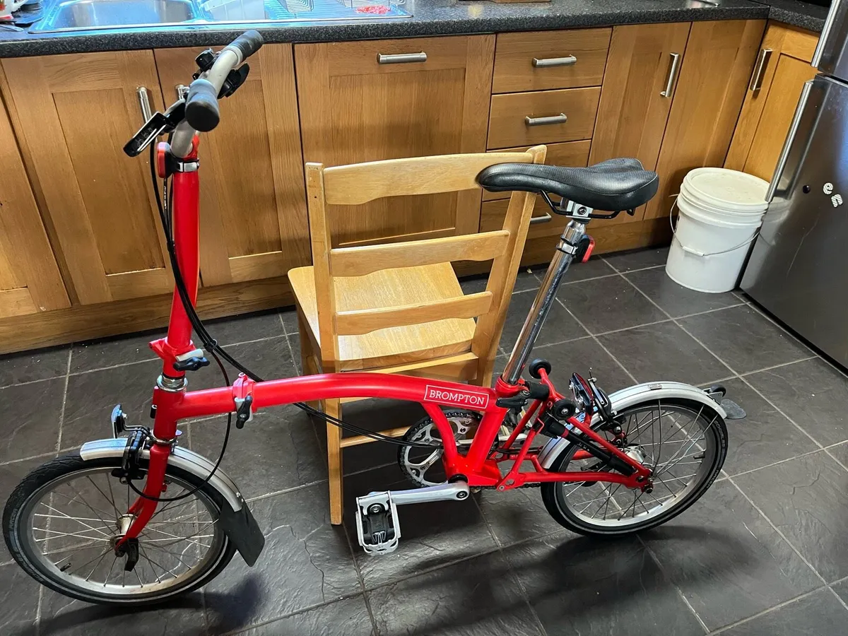 Brompton H3L Red - Image 1