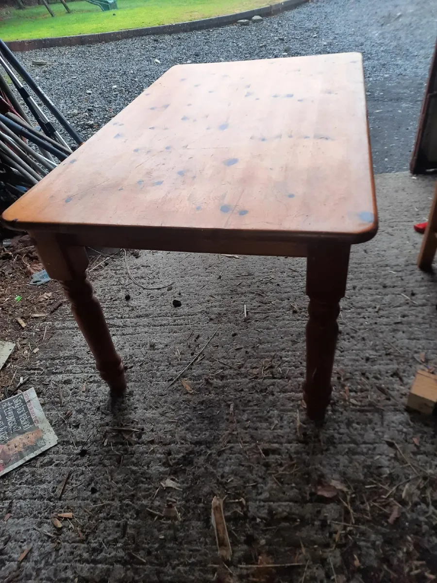Solid wood kitchen table - Image 3
