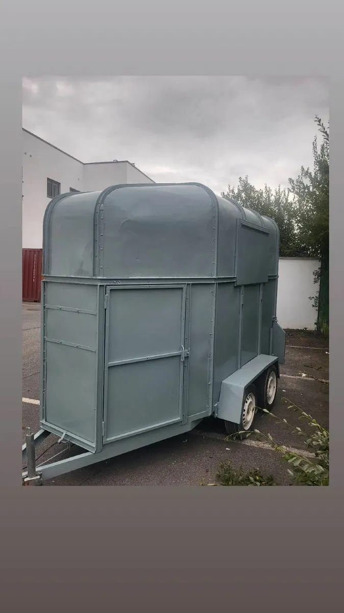 Horse box catering - Image 3