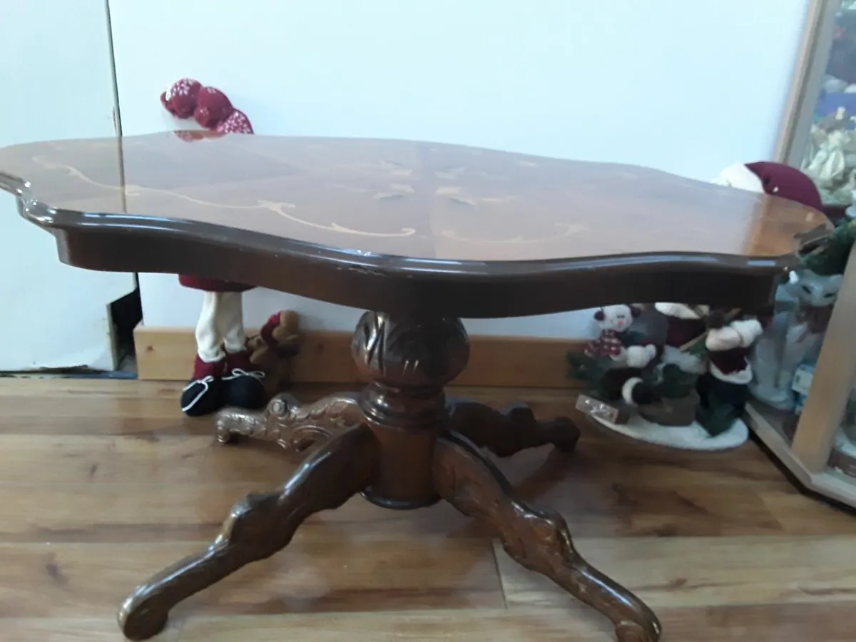 Victorian style in laid walnut shaped top coffee t - Image 4