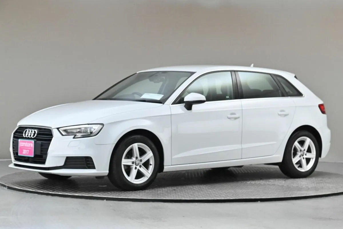 Audi A3 *JAN 2026 PRICING NOW* 1.4 TFSI S-TRONIC S - Image 4