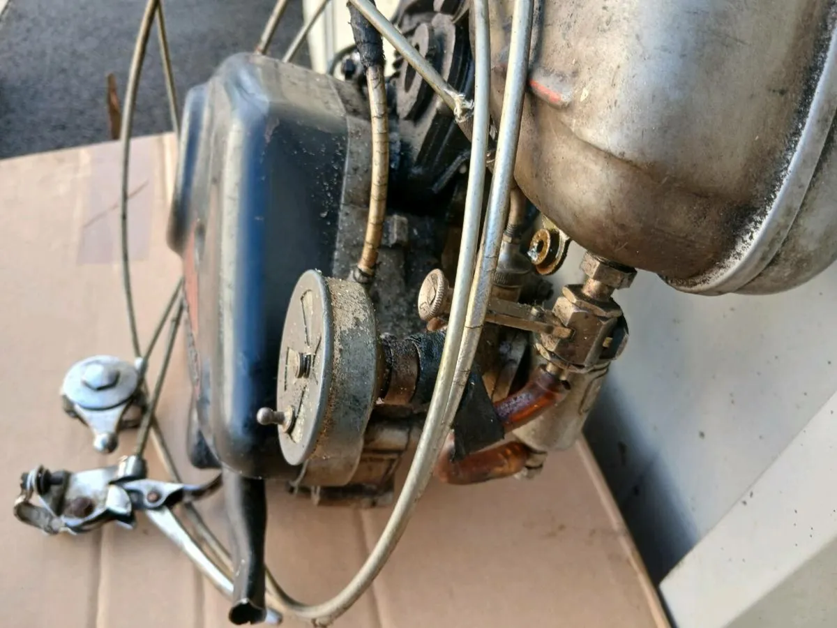 CYCLEMASTER ENGINE,TANK CARB,CABLES,AND LEVERS - Image 4
