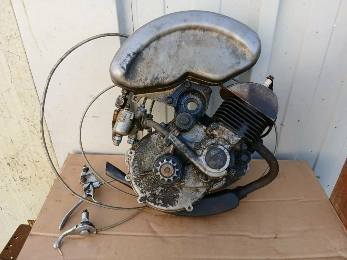 CYCLEMASTER ENGINE,TANK CARB,CABLES,AND LEVERS - Image 2