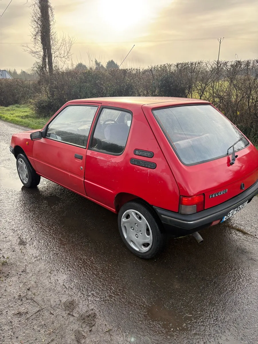 Peugeot 205 - Image 4
