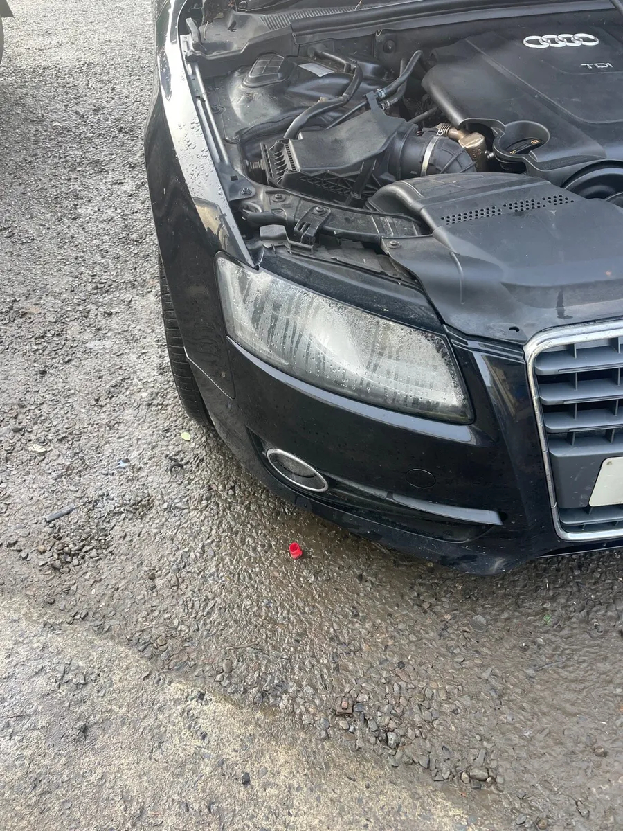 Audi A5 2.0tdi 2010 for breaking - Image 4