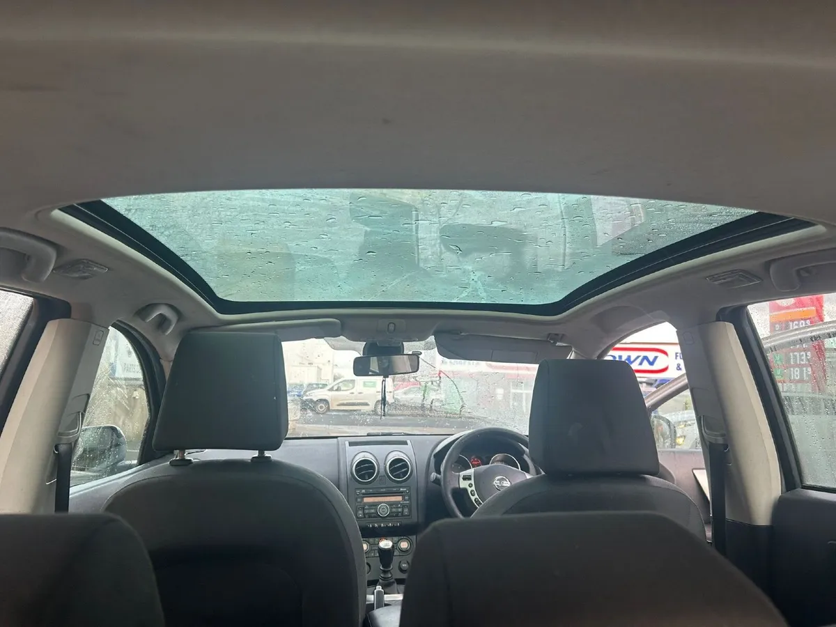 Nissan Qashqai 2010 - Image 3