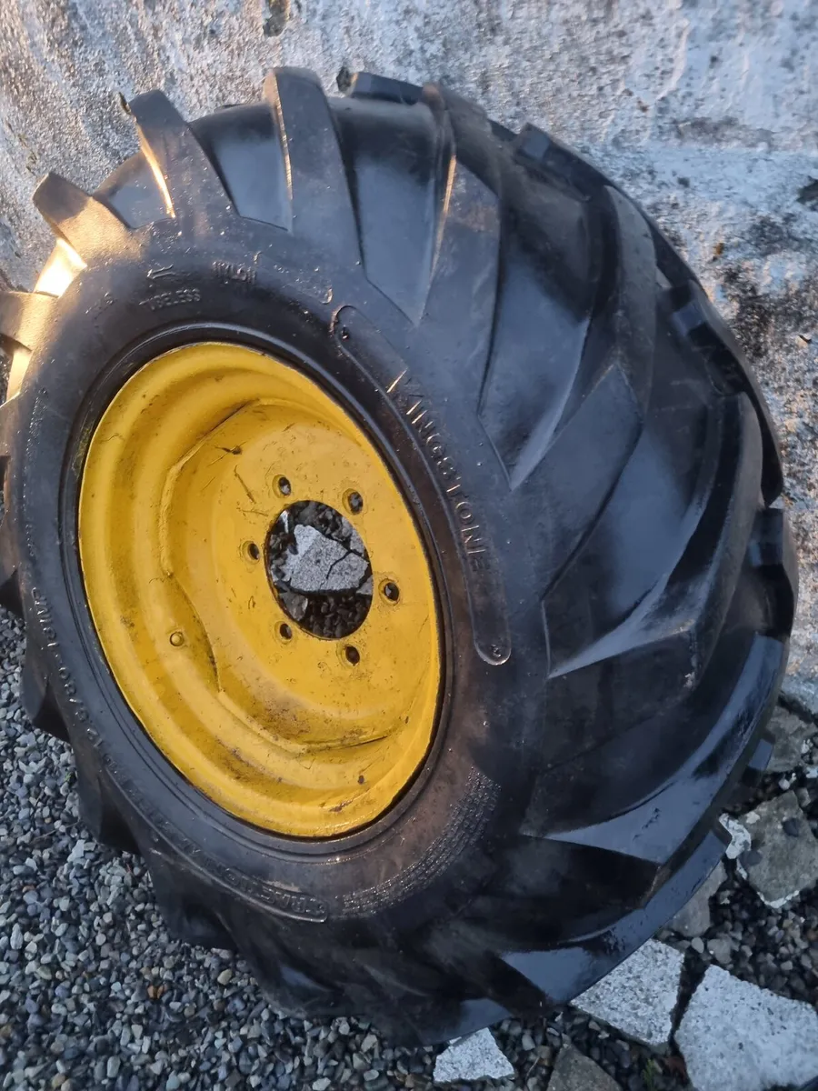 Set of dumper wheels and tyres - Image 1