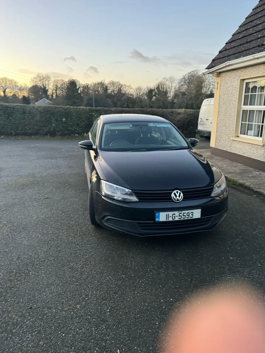 Volkswagen Jetta - Image 4