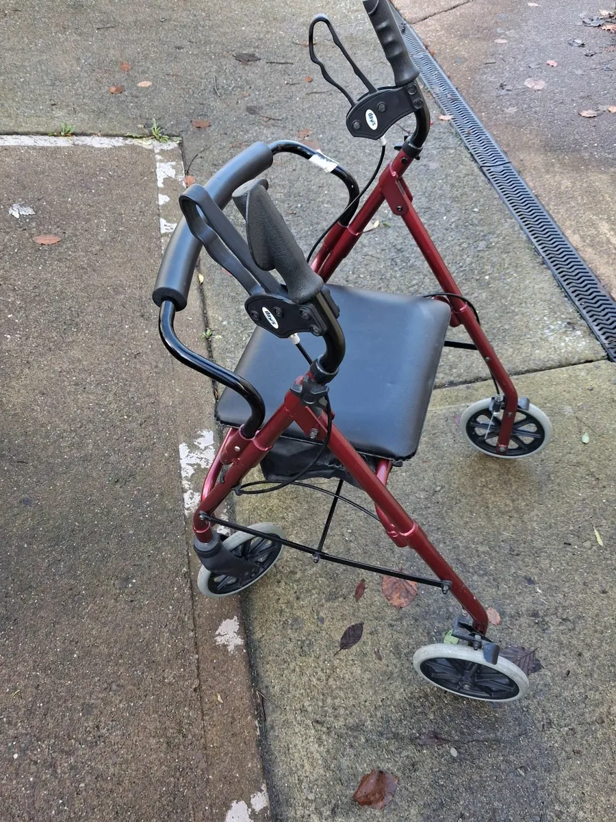 Walker for the elderly - Image 2