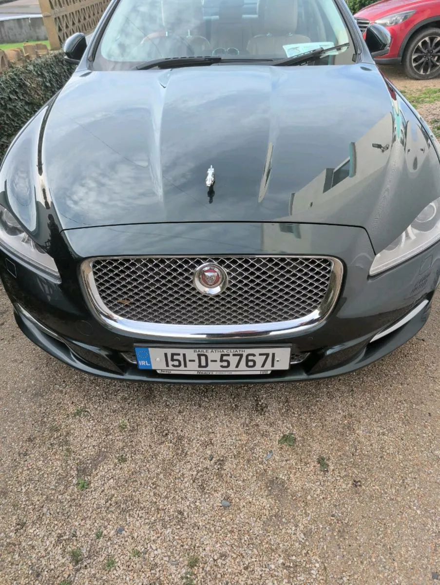 Jaguar XJ - Image 2