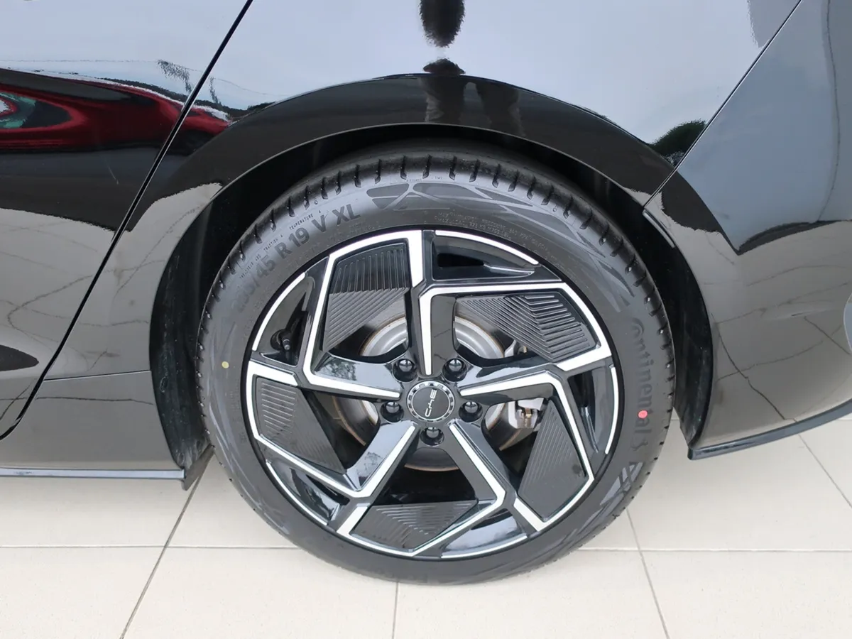 2026 BYD SEAL Design RWD 82.5Kwh - Image 4