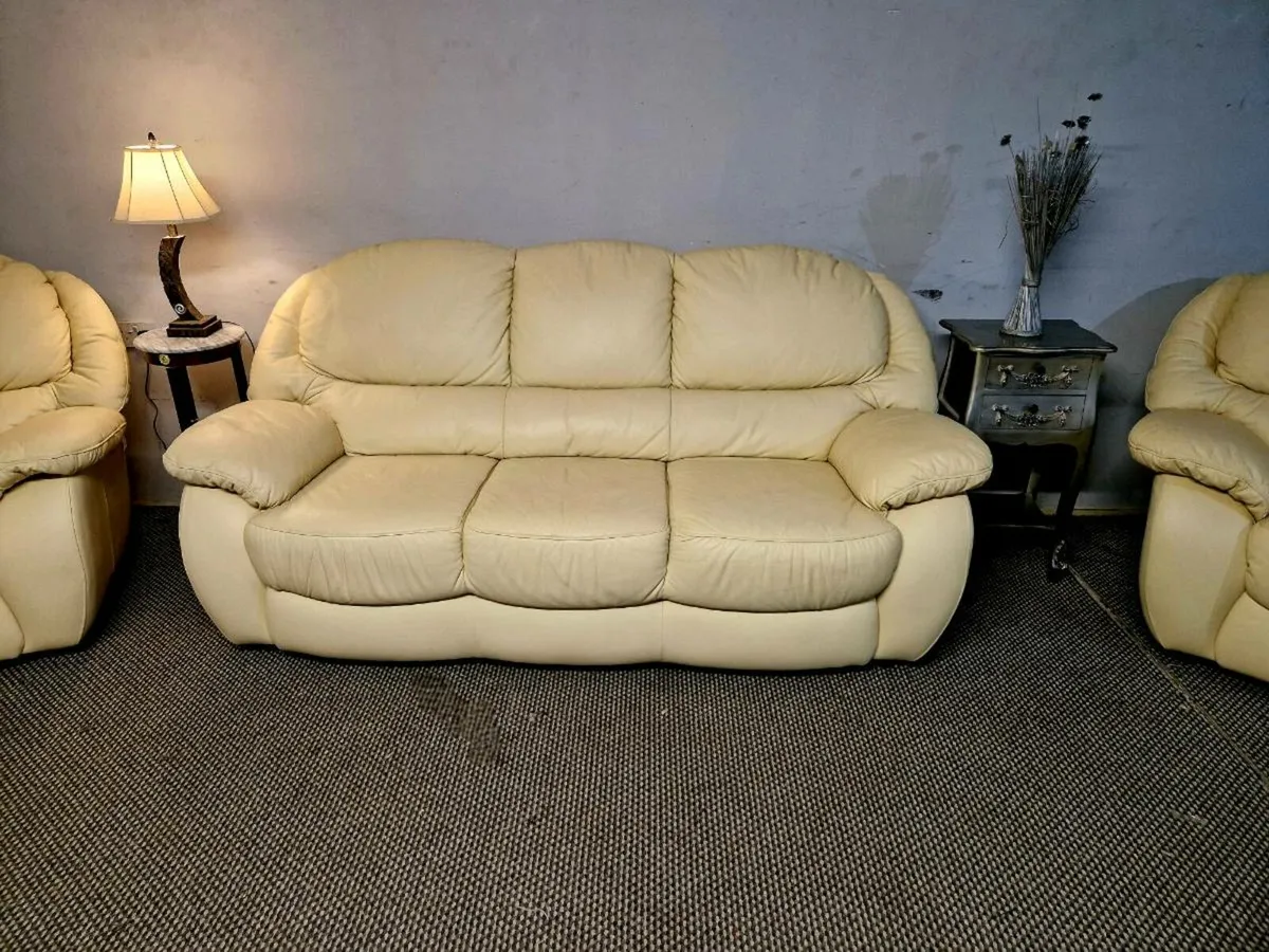 Sofas - Image 4