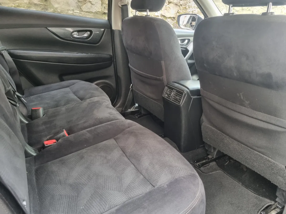 Nissan X-Trail  Pan Sliding Roof 2017 - Image 4