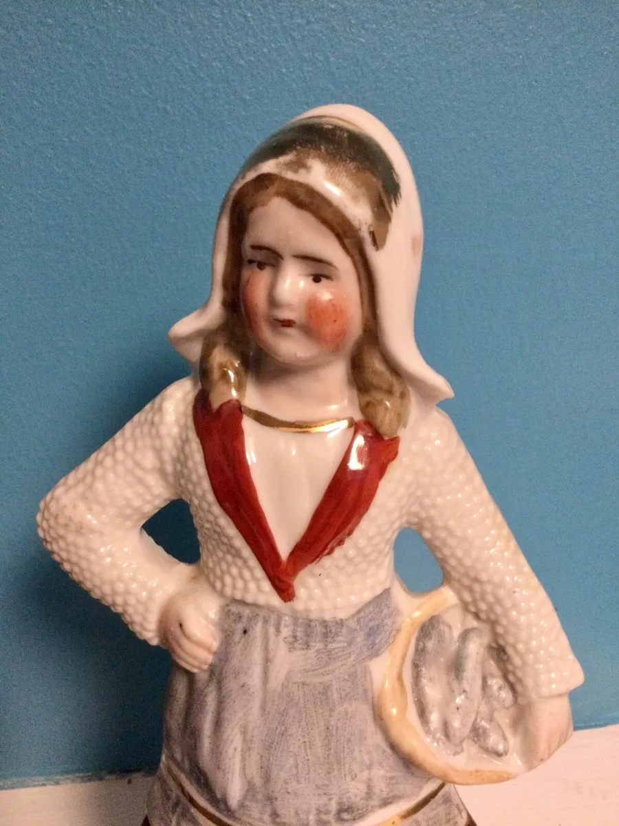 Antique Pair of Dutch Girls - Image 2