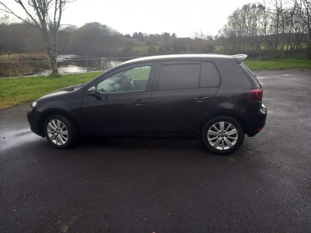 Volswagon Golf - Image 2