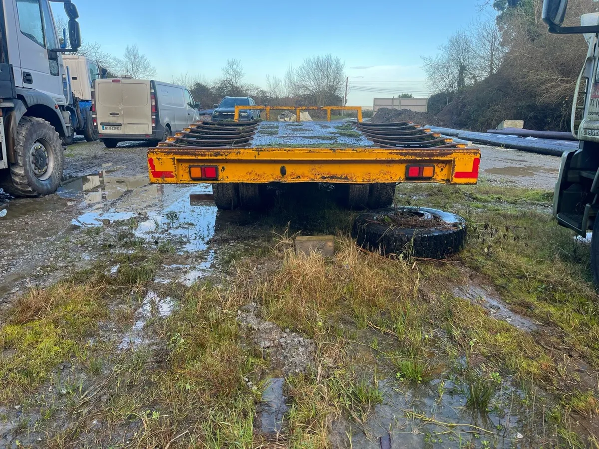 Low loader - Image 3