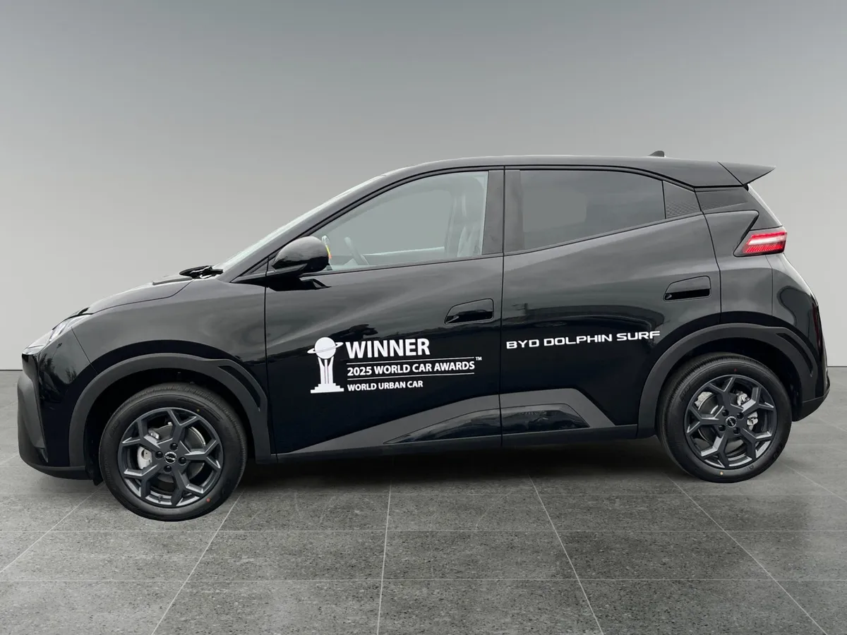 2025 BYD Dolphin Surf Comfort 43kwh - Image 3