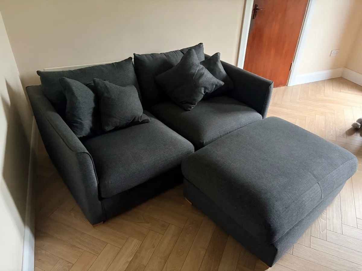 Couch - Image 1