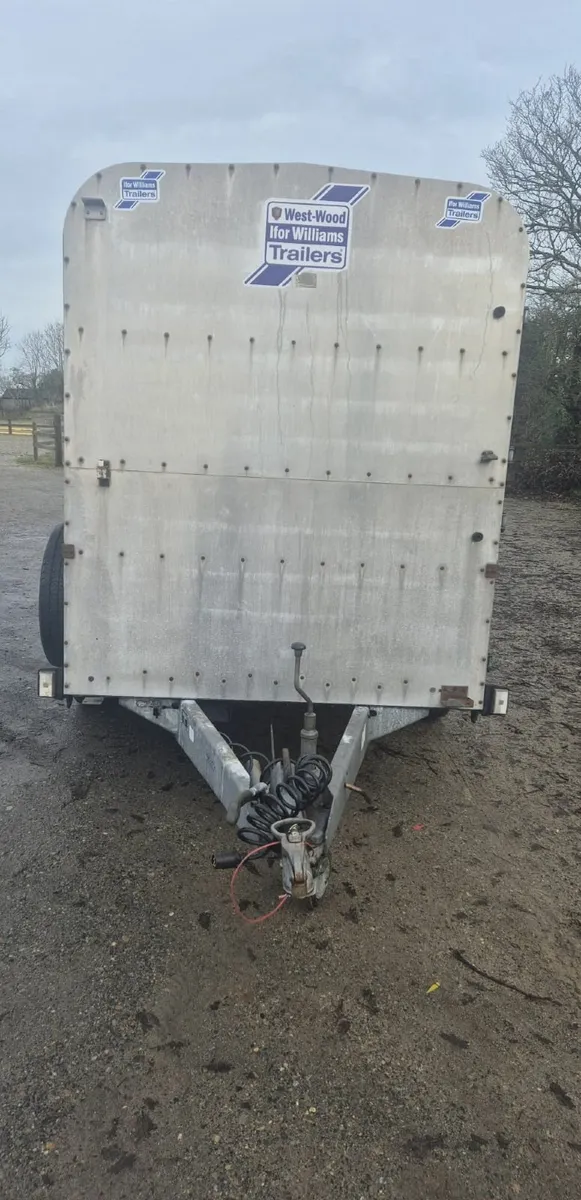 Ifor Williams 10 x 5 cattle/sheep trailer - Image 2