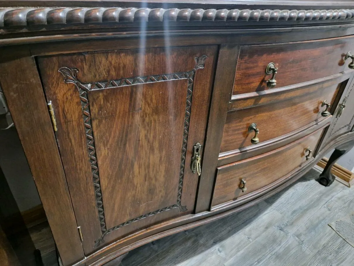 Sideboard - Image 3