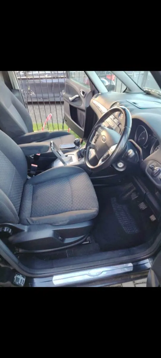 Ford galaxy - Image 3