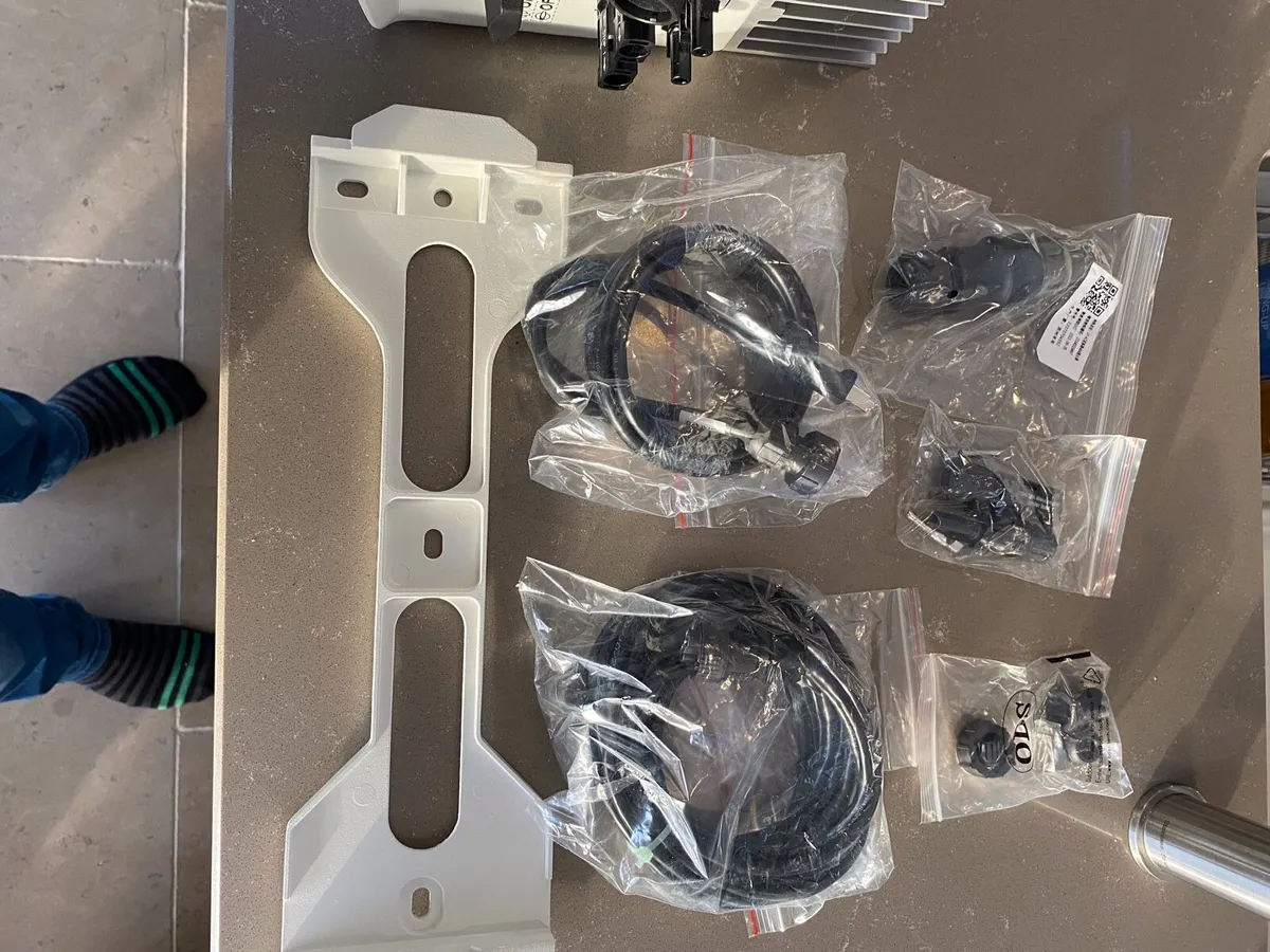 Hybrid Inverter Solis S5-EHP3.6K-L - Image 3