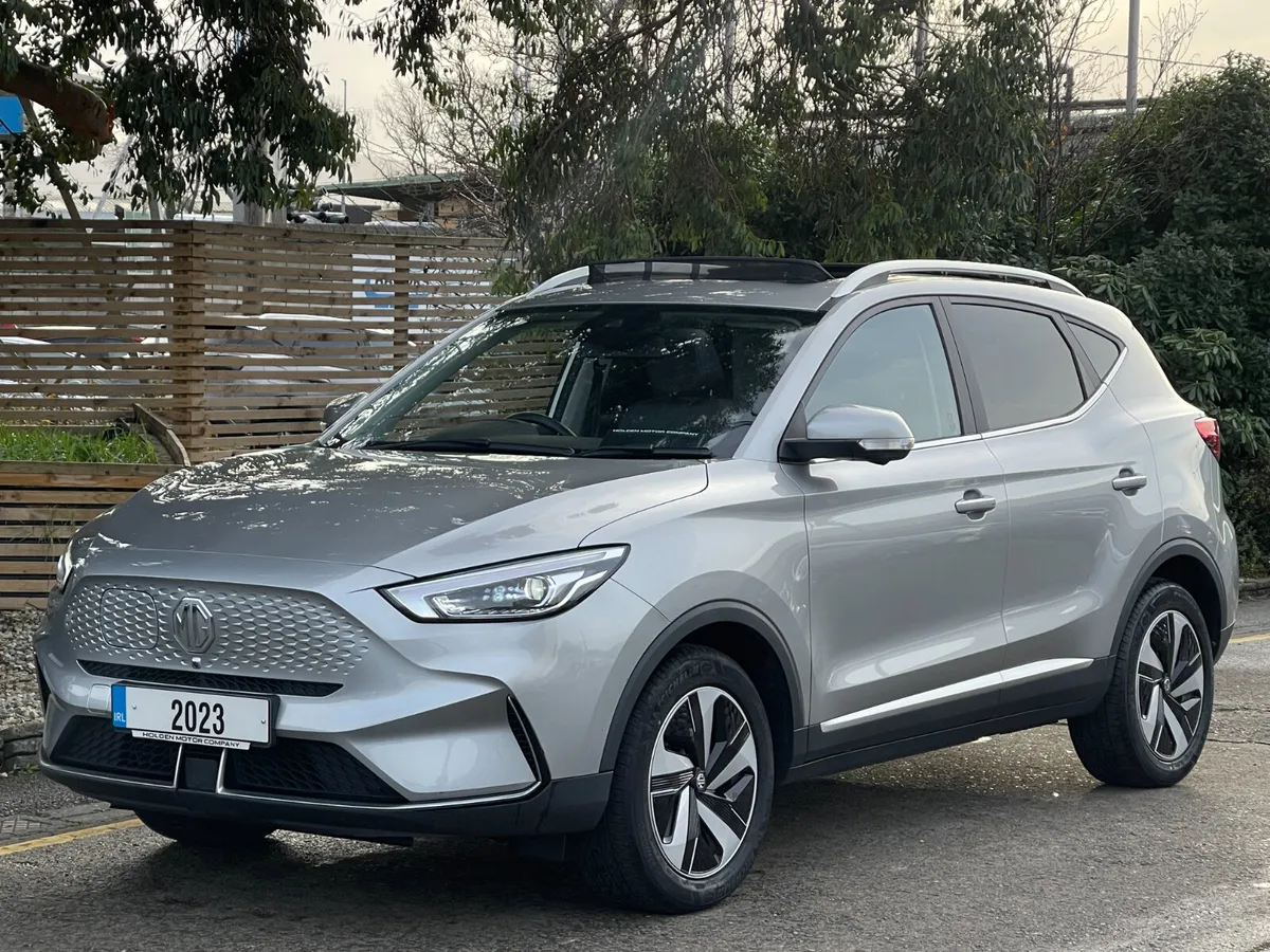 2023 MG ZS..PAN ROOF..3 KEYS..HUGE SPEC - Image 1