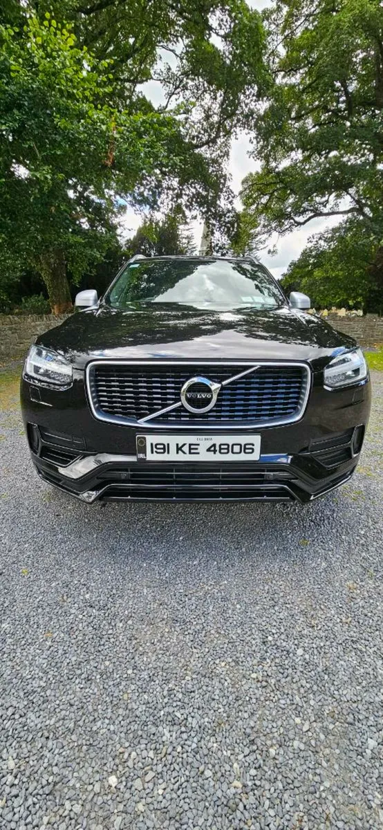 Volvo XC 90 R Design T8 Hybrid - Image 3