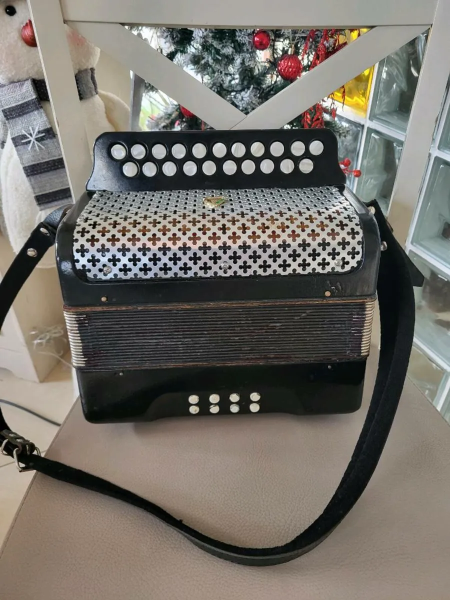 Hohner Black Dot BC - Image 1