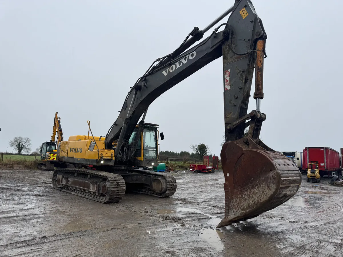 Volvo EC460 - Image 4