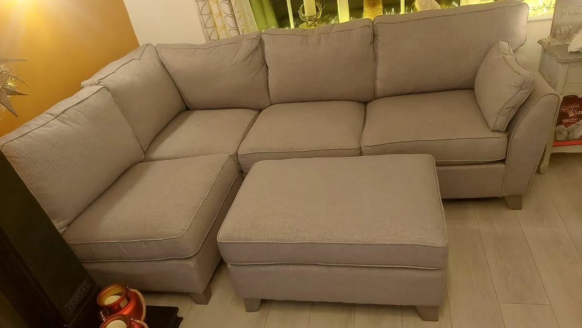 Couch - Image 3