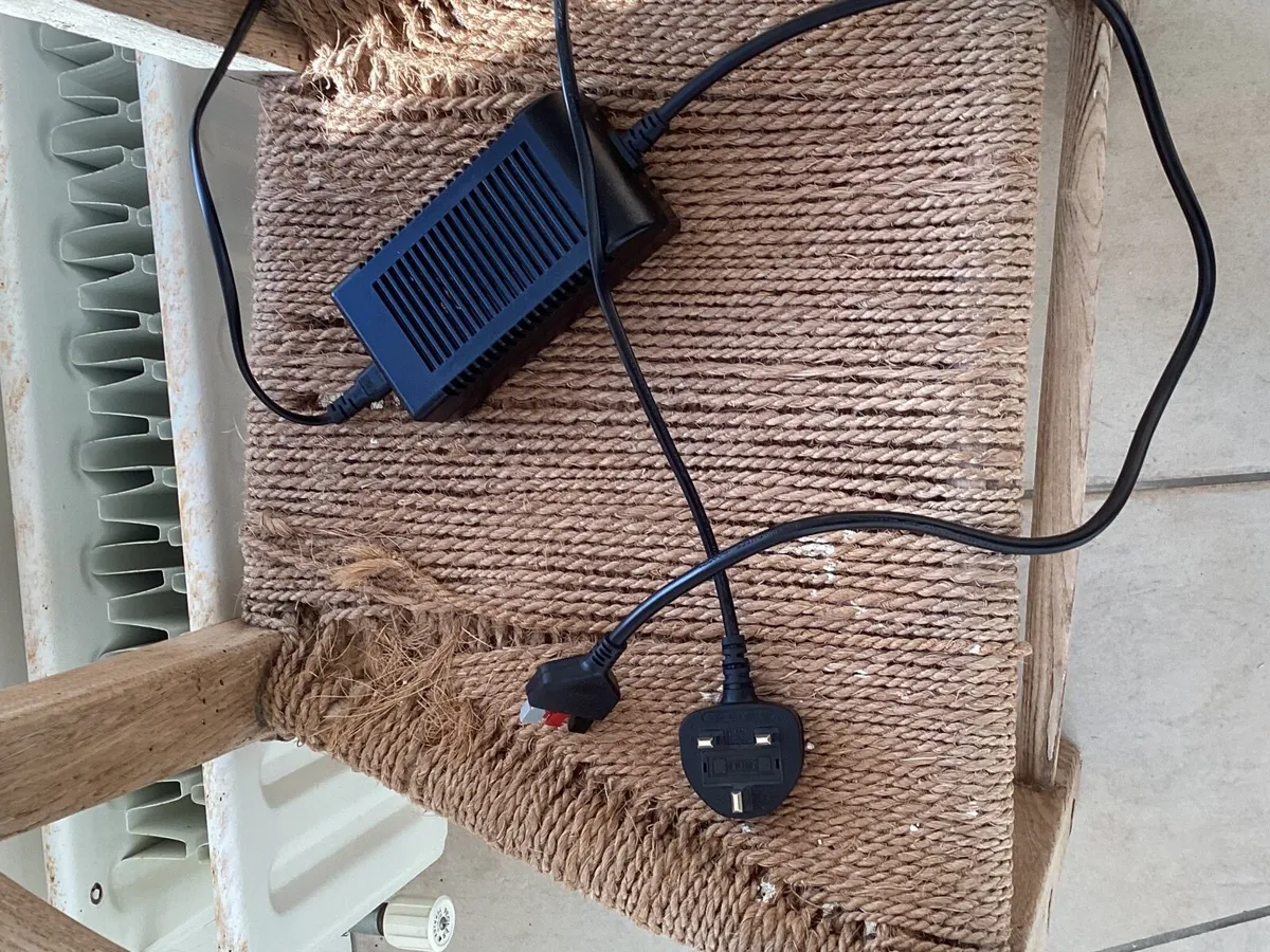 Golf Powakaddy - Image 4