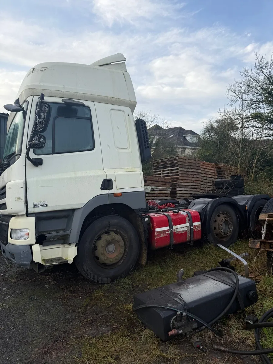 2011 DAF 85.460 - Image 2