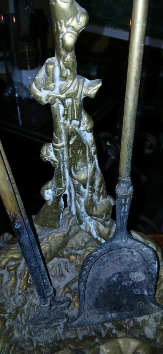 Antique Companian Set - Image 3