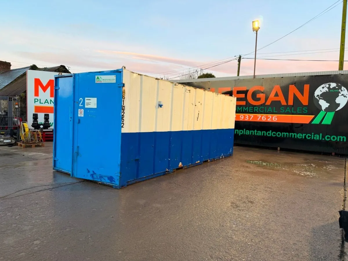 20 x 8 container - Image 1