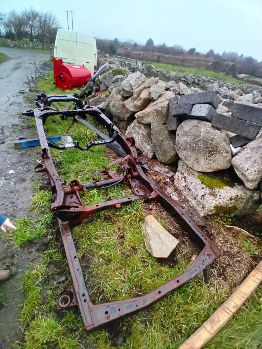 Toyota landcruiser chassie