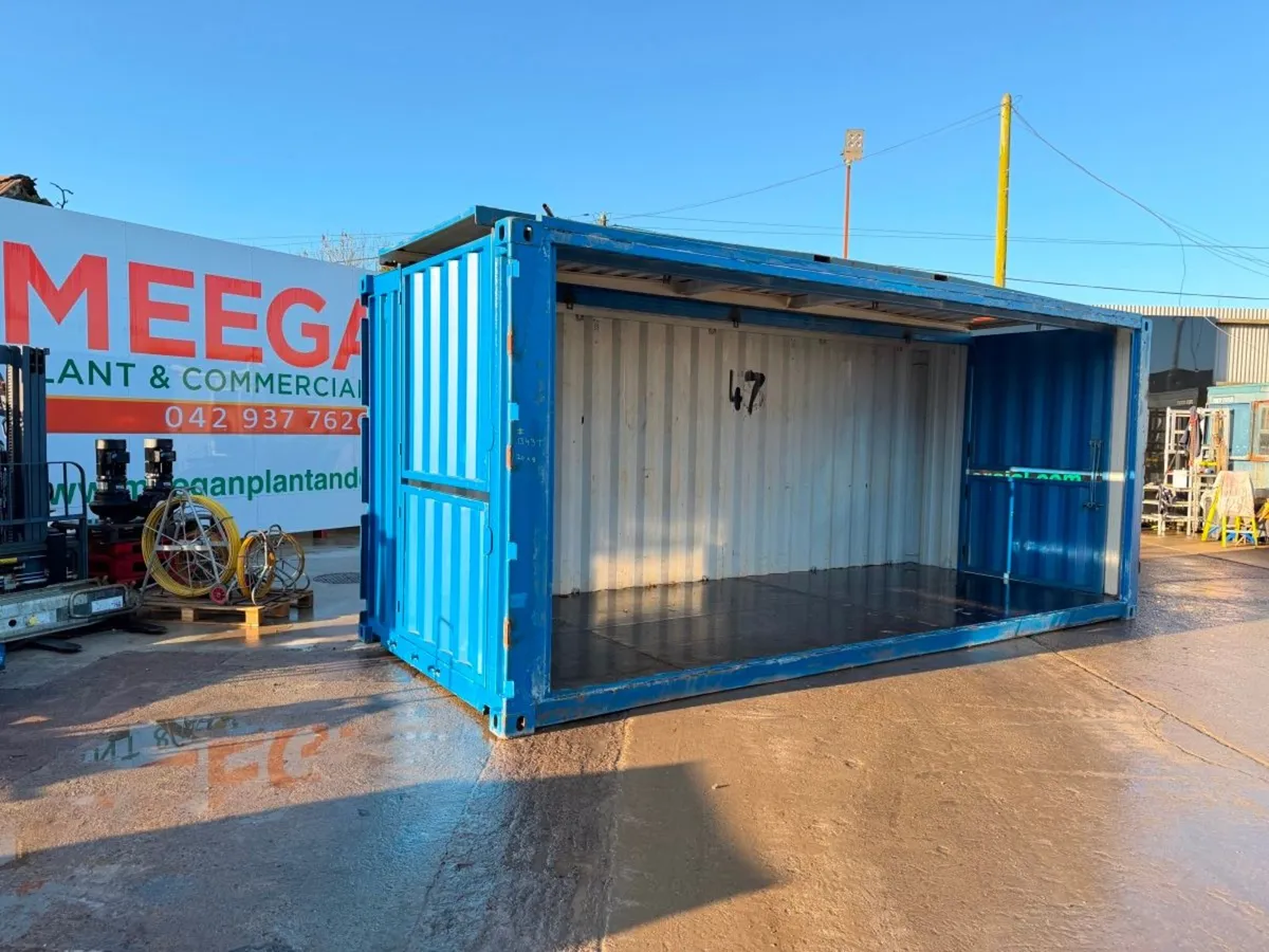 Side open container - Image 1